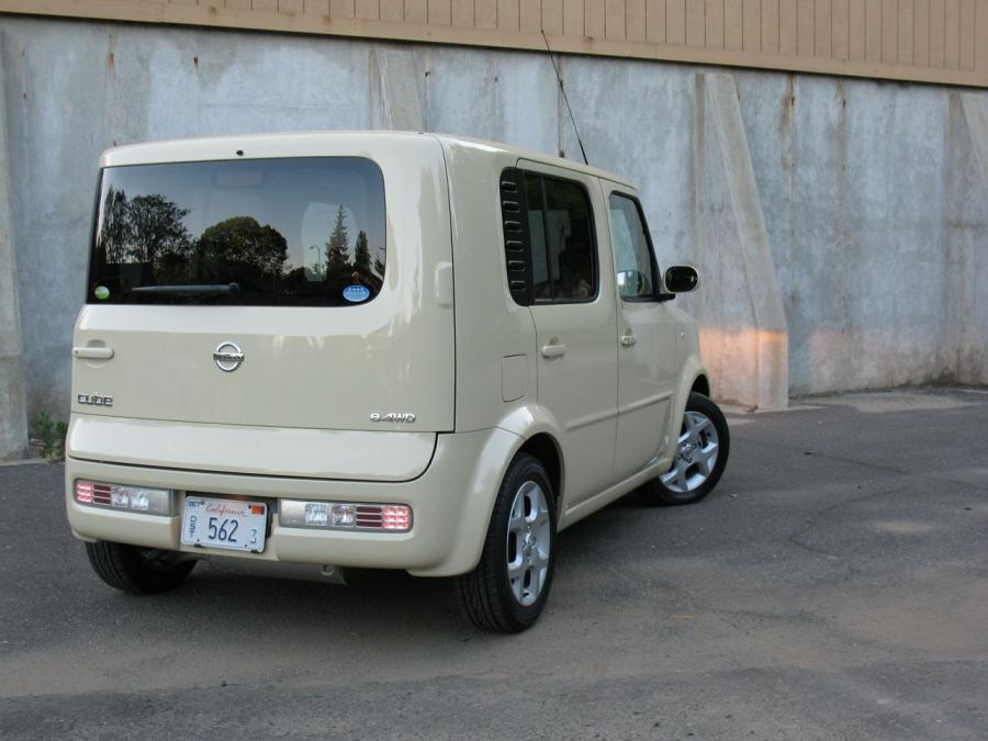  Nissan Cube 2008 года  (фото 32 из 61)